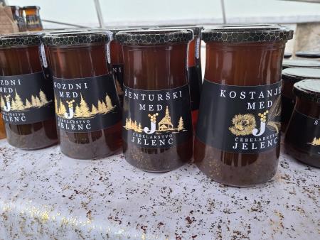 Šenturški med, Čebelarstva Jelenc